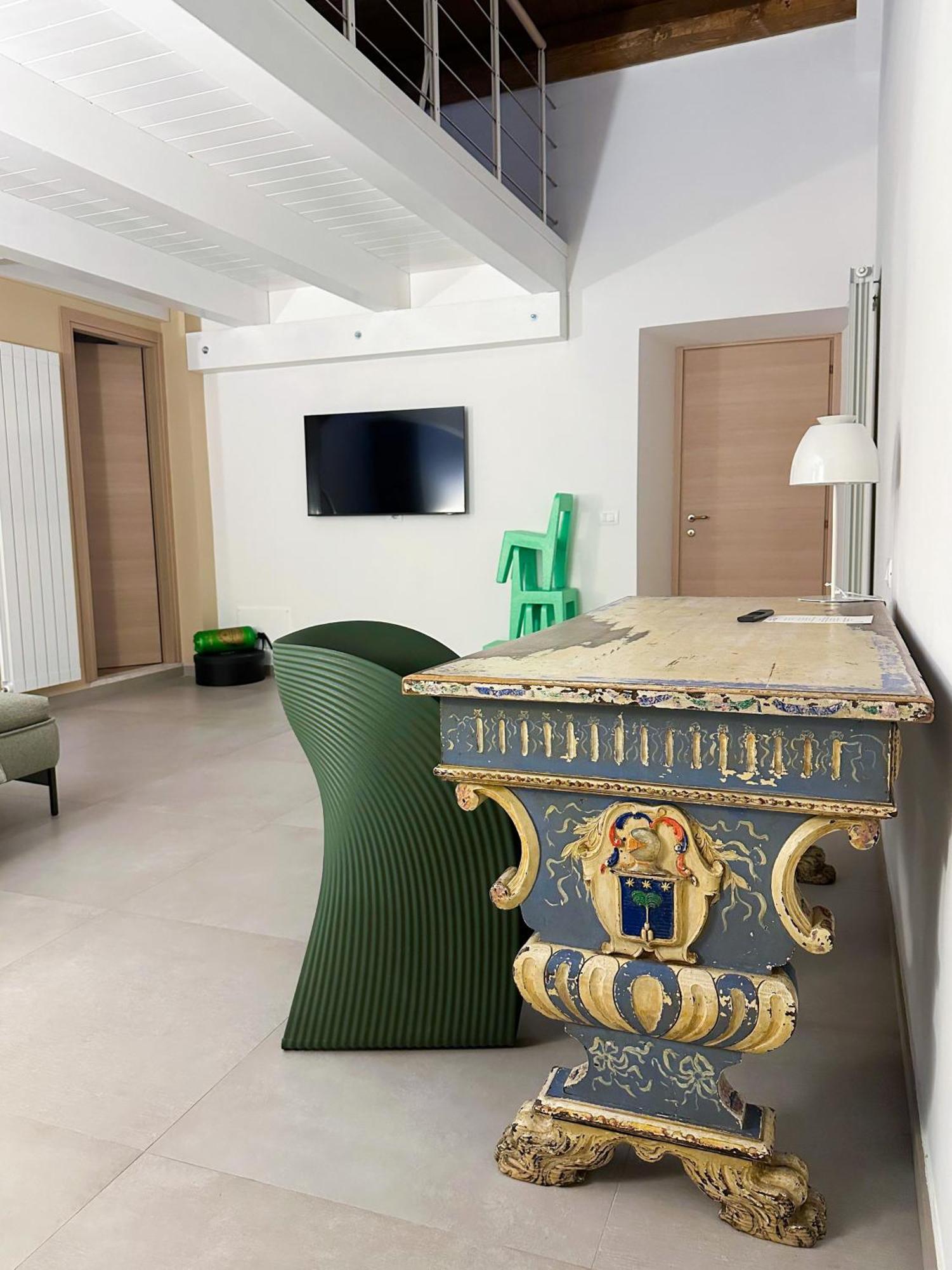 Ginevra Boutique Rooms - Palazzo Leosini - Residenze D'Epoca ลาควิลา ภายนอก รูปภาพ