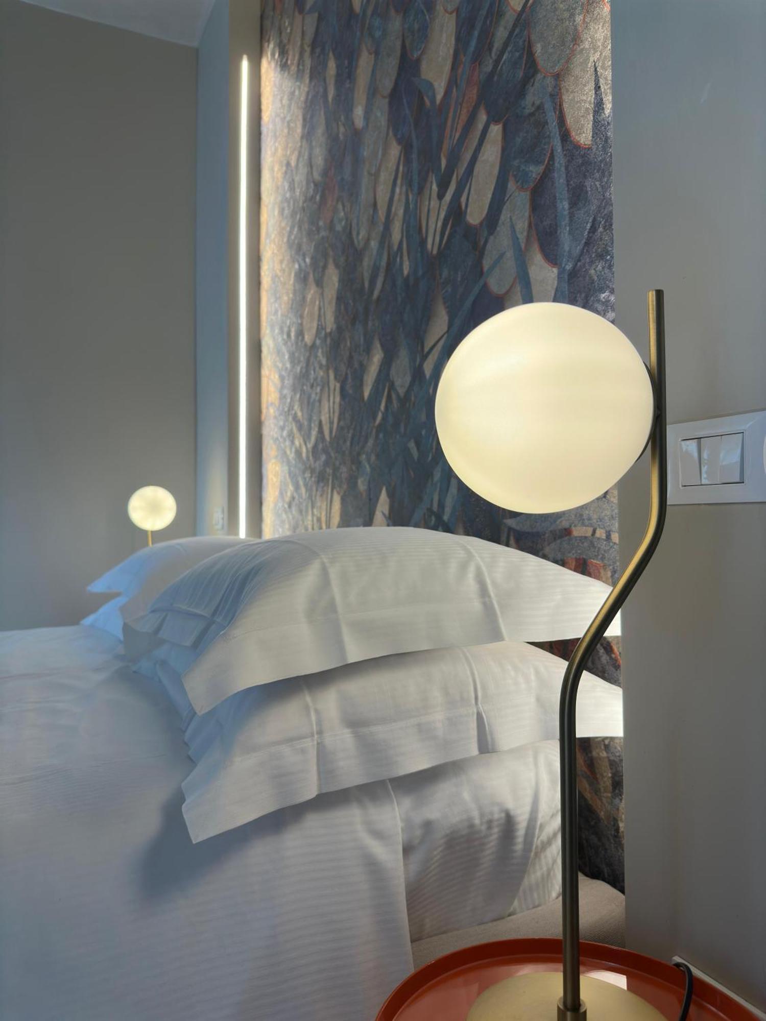 Ginevra Boutique Rooms - Palazzo Leosini - Residenze D'Epoca ลาควิลา ภายนอก รูปภาพ